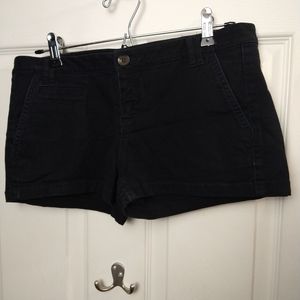 Express black women's short shorts flat front side pockets size 2